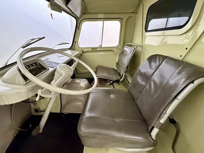 Lot 1963 Renault Estafette