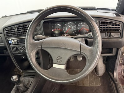 Lot 17 - 1994 Volkswagen Corrado VR6