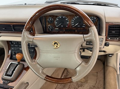 Lot 42 - 1998 Daimler Double Six