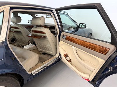 Lot 42 - 1998 Daimler Double Six