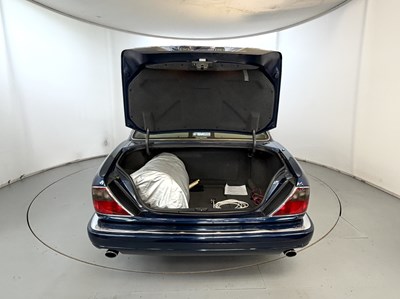 Lot 42 - 1998 Daimler Double Six