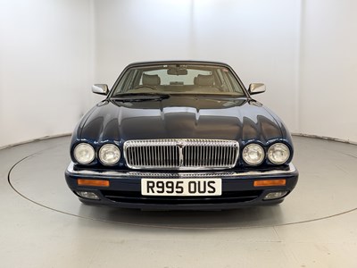 Lot 42 - 1998 Daimler Double Six