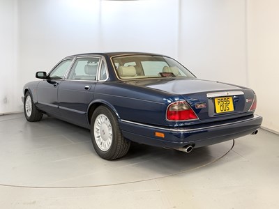 Lot 42 - 1998 Daimler Double Six