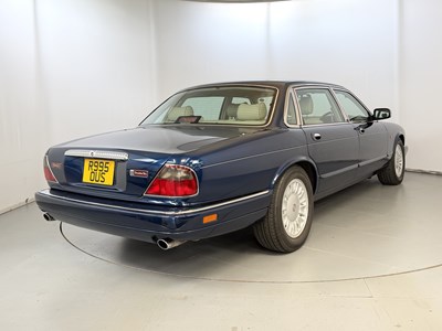 Lot 42 - 1998 Daimler Double Six