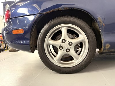 Lot 180 - 2003 Mazda MX5