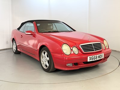 Lot 186 - 2000 Mercedes-Benz CLK320