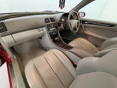 Lot 186 - 2000 Mercedes-Benz CLK320