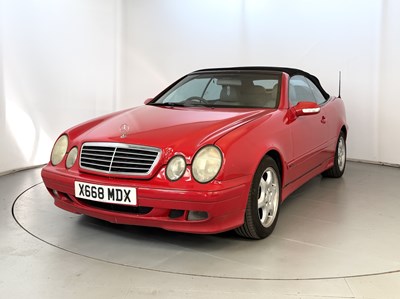 Lot 186 - 2000 Mercedes-Benz CLK320