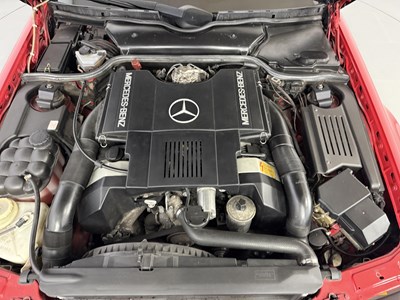 Lot 1992 Mercedes-Benz 500SL