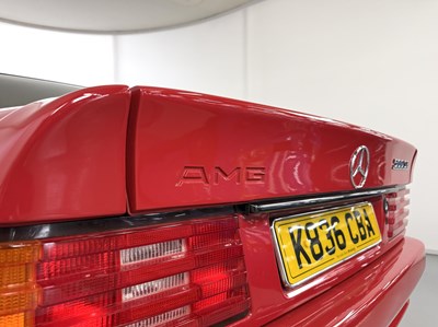 Lot 1992 Mercedes-Benz 500SL
