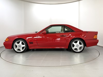 Lot 1992 Mercedes-Benz 500SL