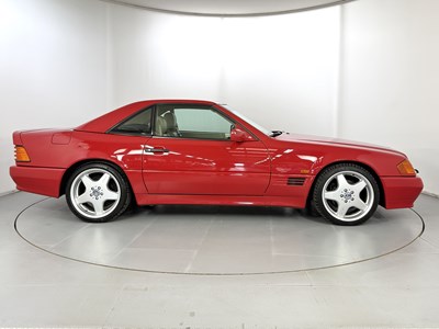 Lot 1992 Mercedes-Benz 500SL