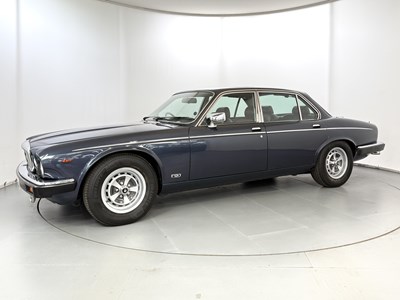 Lot 35 - 1990 Daimler Double-Six