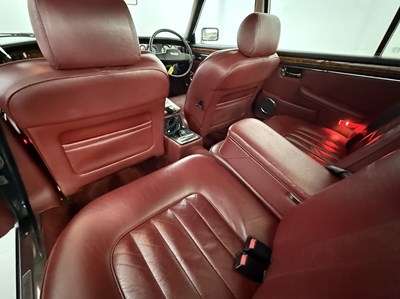 Lot 35 - 1990 Daimler Double-Six