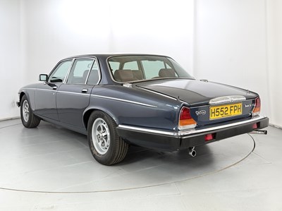Lot 35 - 1990 Daimler Double-Six