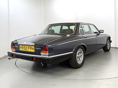 Lot 35 - 1990 Daimler Double-Six
