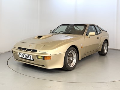 Lot 34 - 1983 Porsche 924