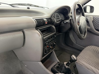 Lot 153 - 1996 Vauxhall Astra