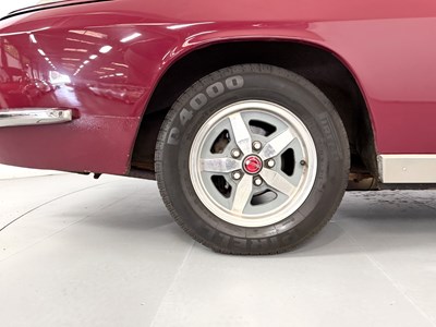 Lot 75 - 1971 Jensen Interceptor