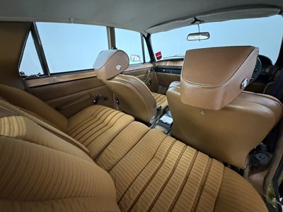 Lot 121 - 1975 Rover P6 3500