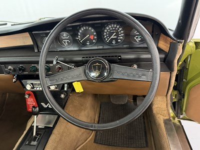 Lot 121 - 1975 Rover P6 3500
