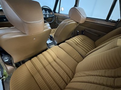 Lot 121 - 1975 Rover P6 3500