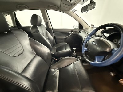 Lot 2004 Ford Focus ST170