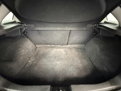 Lot 2004 Ford Focus ST170