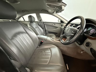 Lot 187 - 2007 Mercedes-Benz CLS320