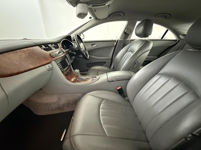 Lot 187 - 2007 Mercedes-Benz CLS320