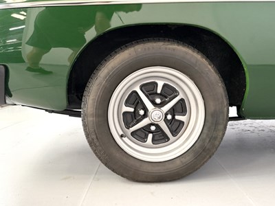 Lot 1980 MG B Roadster