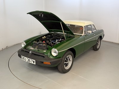 Lot 1980 MG B Roadster