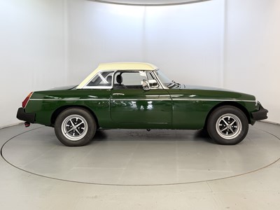 Lot 1980 MG B Roadster