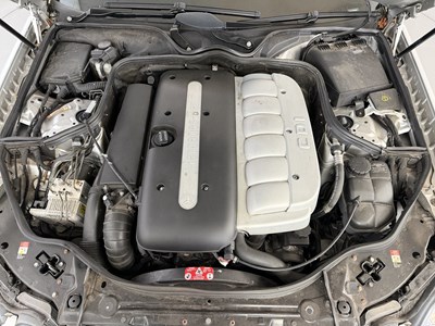 Lot 95 - 2003 Mercedes-Benz E320
