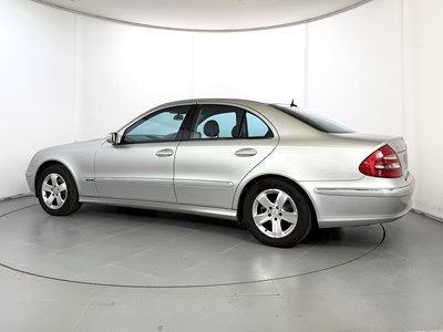 Lot 95 - 2003 Mercedes-Benz E320