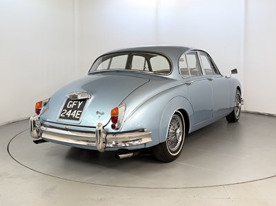 Lot 9 - 1967 Daimler 250