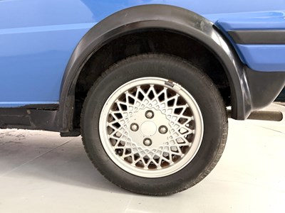 Lot 1990 Rover Metro GTA