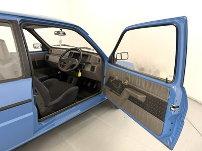 Lot 1990 Rover Metro GTA