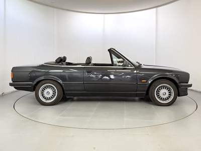 Lot 143 - 1988 BMW 325i