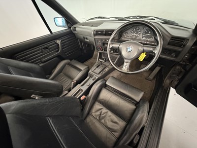 Lot 143 - 1988 BMW 325i