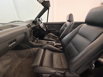 Lot 143 - 1988 BMW 325i