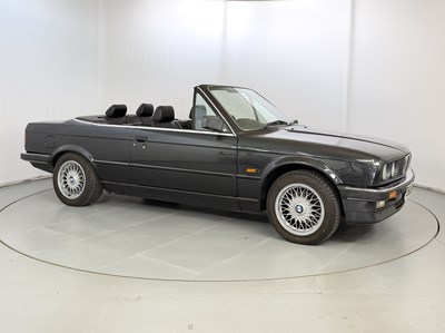 Lot 143 - 1988 BMW 325i