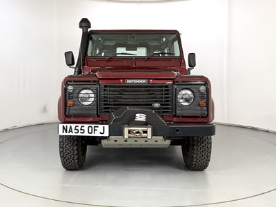 Lot 2005 Land Rover Defender County 90