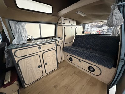 Lot 124 - 1983 Volkswagen Transporter