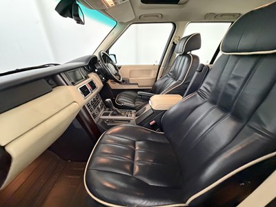 Lot 126 - 2004 Land Rover Range Rover 4.4
