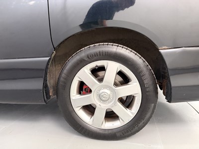 Lot 128 - 2007 Nissan Elgrand