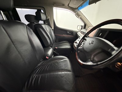 Lot 128 - 2007 Nissan Elgrand