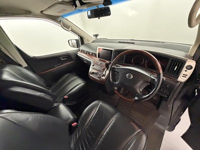 Lot 128 - 2007 Nissan Elgrand