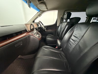 Lot 128 - 2007 Nissan Elgrand