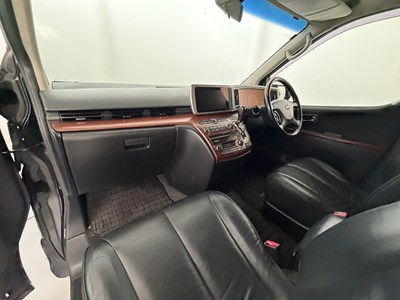 Lot 128 - 2007 Nissan Elgrand